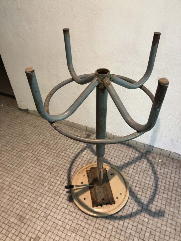 Tabouret industriel français – Image 3