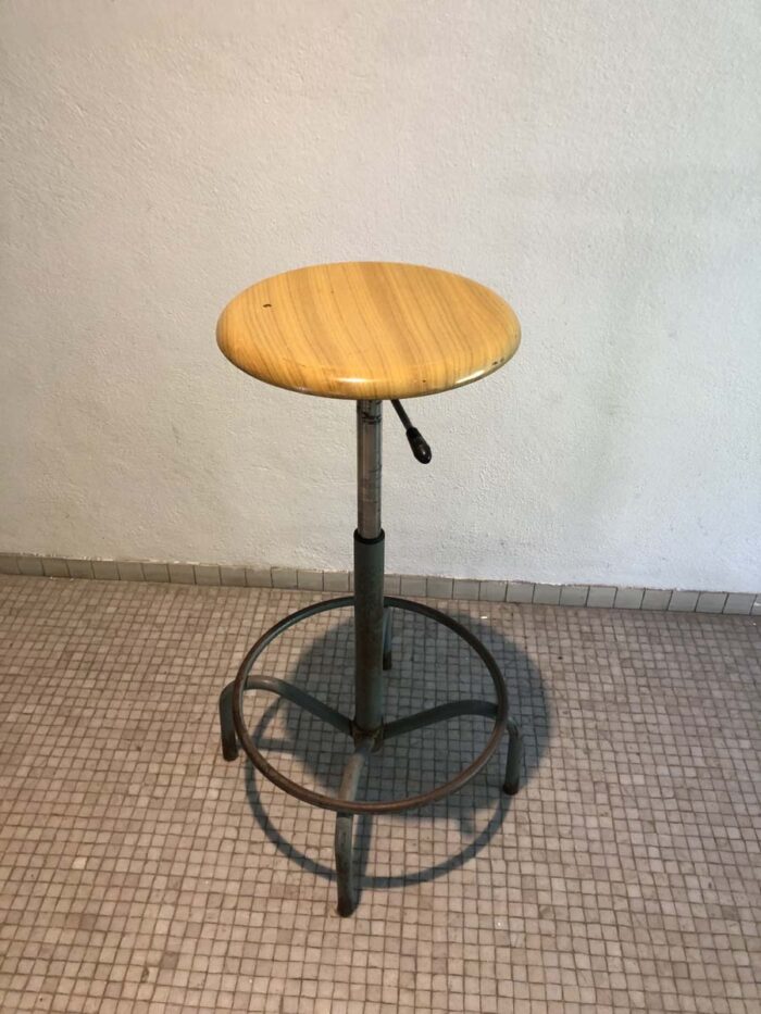 Tabouret industriel français – Image 2